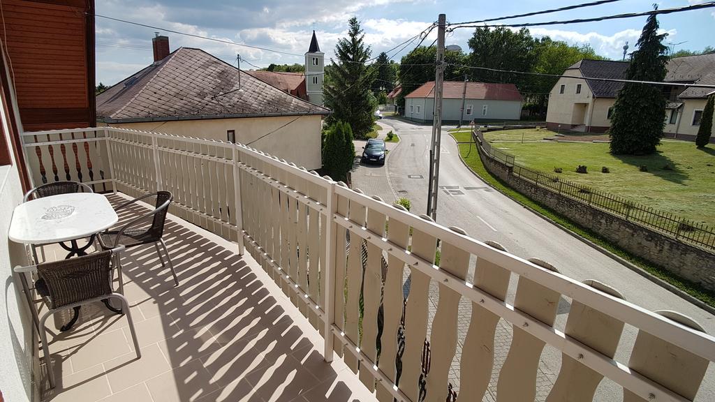 Villa Nora Hévíz المظهر الخارجي الصورة